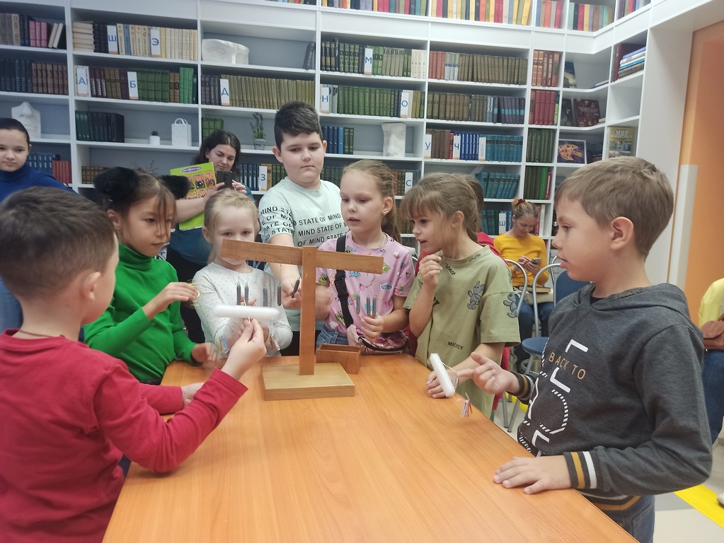 Интерактивная программа «Игра в науку. Живая физика»