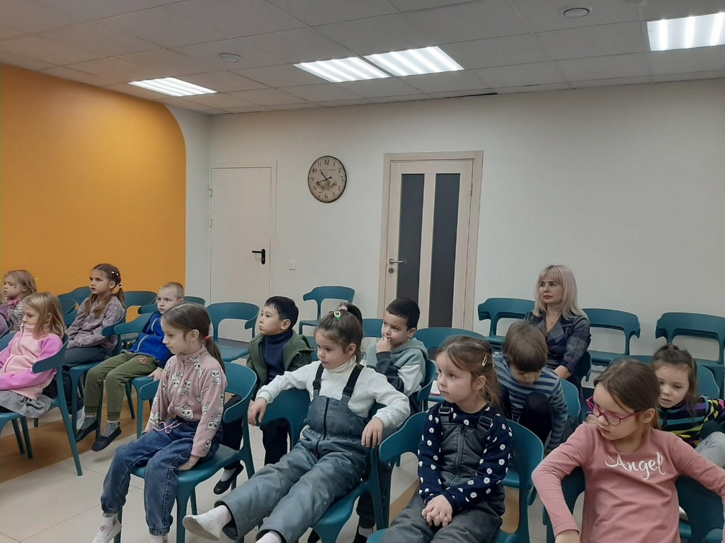 Урок безопасности для детей «Правила поведения в зимний период. Осторожно, хрупкий лёд!»